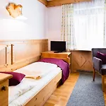 Scharfegger's Raxalpenhof - Zuhause Am Land Hotel Reichenau an der Rax