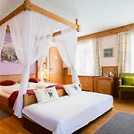 Hotel Scharfegger's Raxalpenhof - Zuhause Am Land Reichenau an der Rax