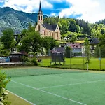 Hotel Scharfegger's Raxalpenhof - Zuhause Am Land 4*