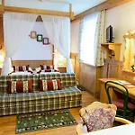 Scharfegger's Raxalpenhof - Zuhause Am Land Hotel