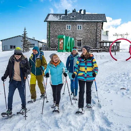 ホテル Scharfegger's Raxalpenhof - Zuhause Am Land 4*