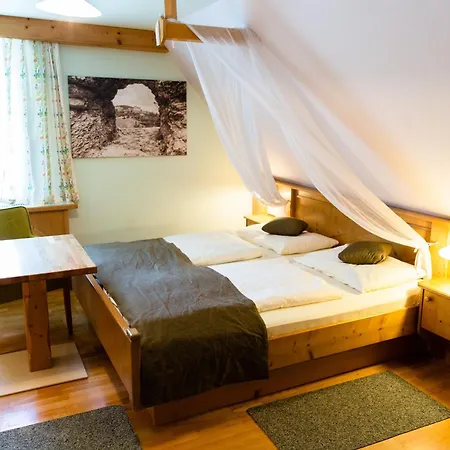 Scharfegger's Raxalpenhof - Zuhause Am Land Hotel 4*