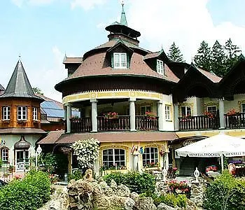 Hotel Scharfegger's Raxalpenhof - Zuhause Am Land 4*