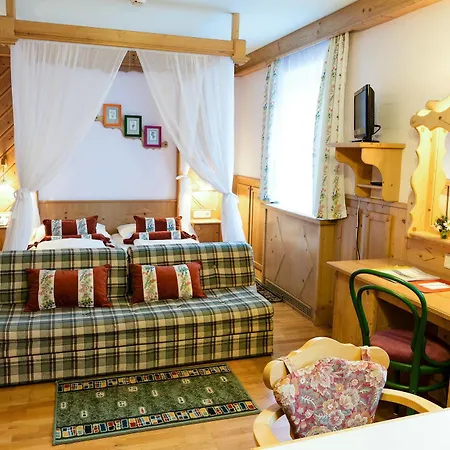 Scharfegger's Raxalpenhof - Zuhause Am Land Otel