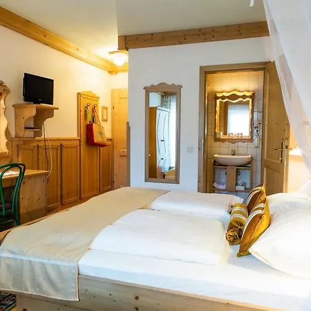 Otel Scharfegger's Raxalpenhof - Zuhause Am Land