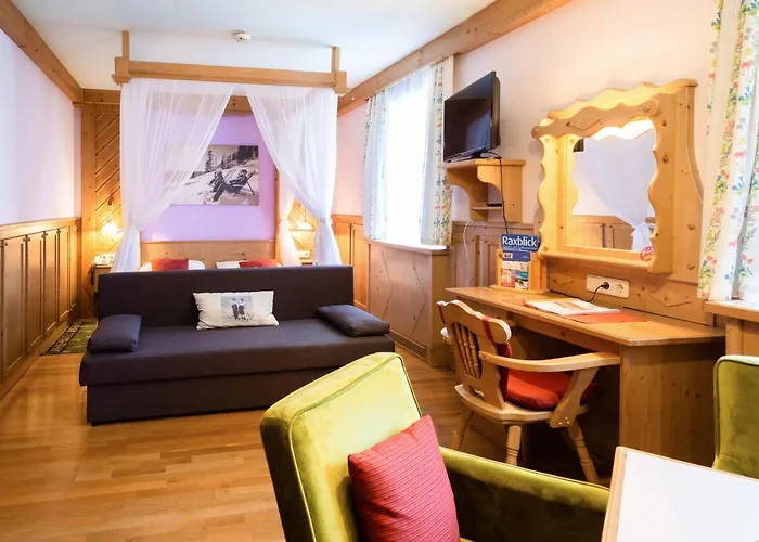 ホテル Scharfegger's Raxalpenhof - Zuhause Am Land 4*