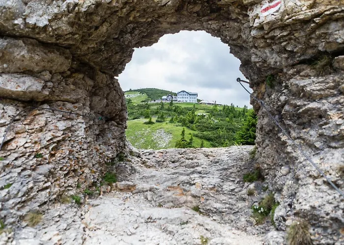 Scharfegger's Raxalpenhof - Zuhause Am Land 4*