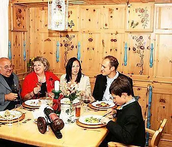 ホテル Scharfegger's Raxalpenhof - Zuhause Am Land 4*